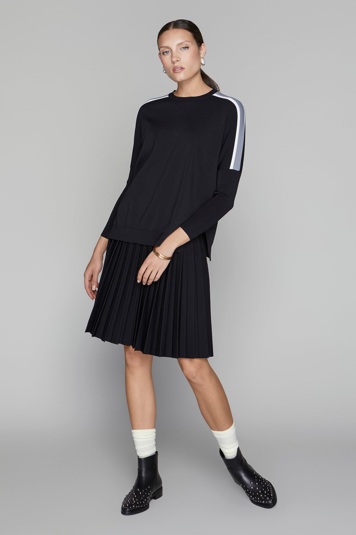 Montia Top in Black Gray Stripe