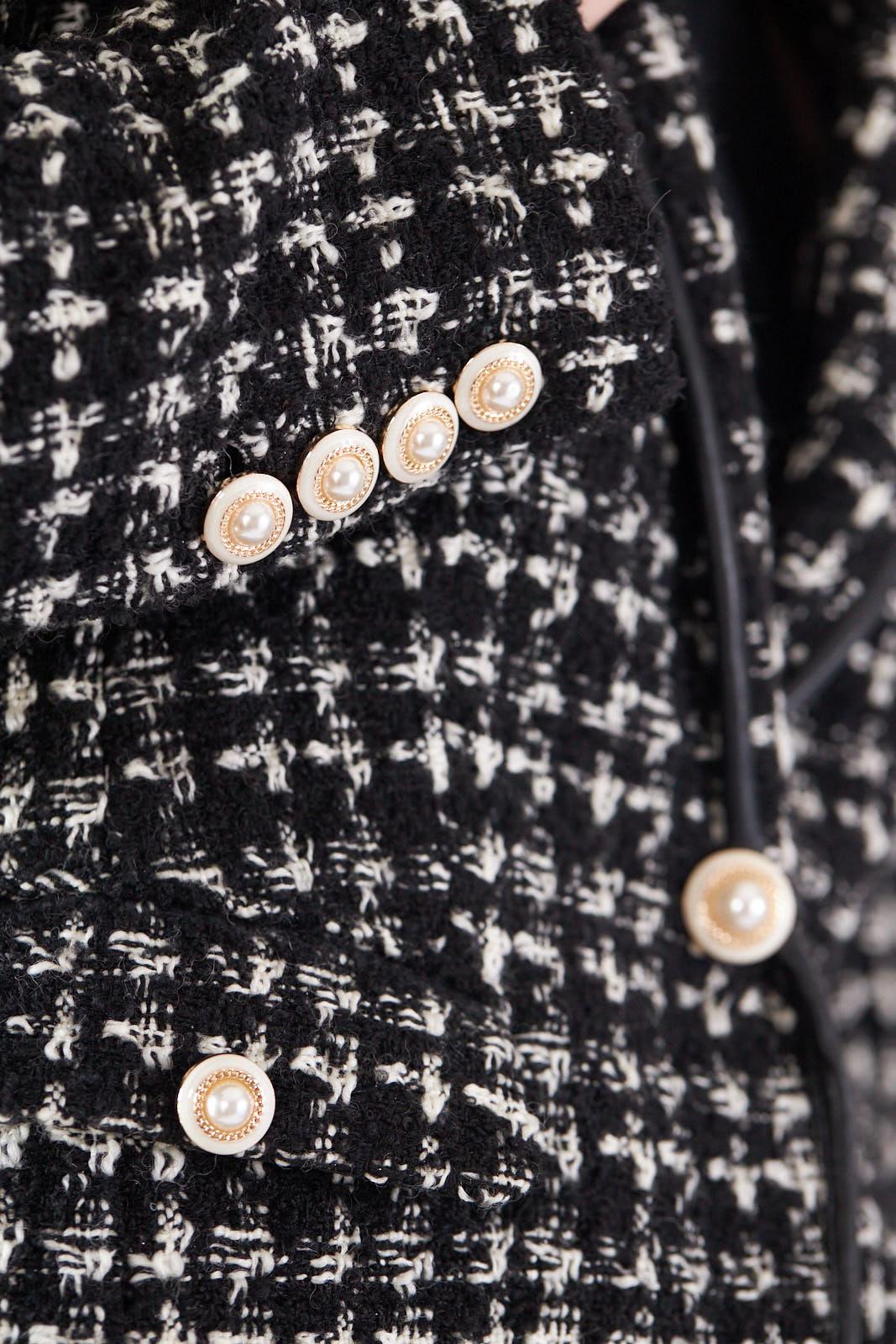 Blazer à carreaux en tweed noir et blanc – Veste cintrée chic pour femme