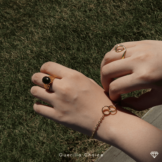 CHARM GOLD BRACELET - Lolomo!