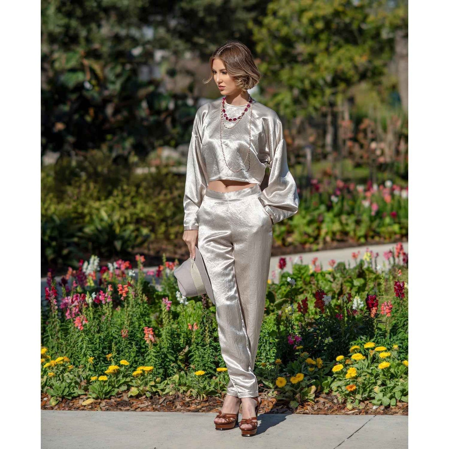 Sophie Beige Crop Top – Women’s Chic Cropped Top