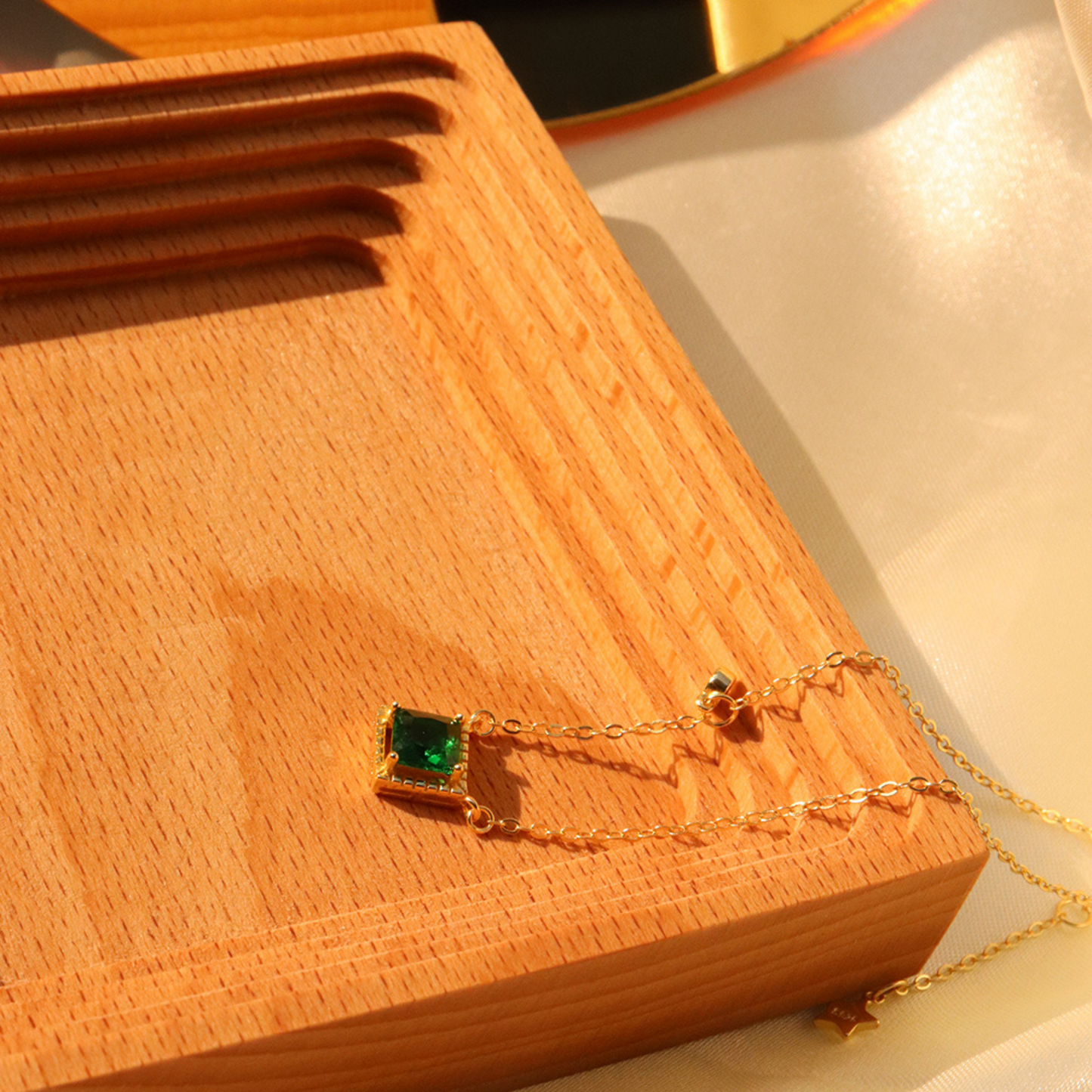 COLLIER EN CRISTAL GERTRUDE