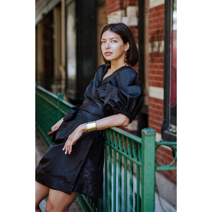 Robe portefeuille noire Lusso – Robe portefeuille élégante pour femme