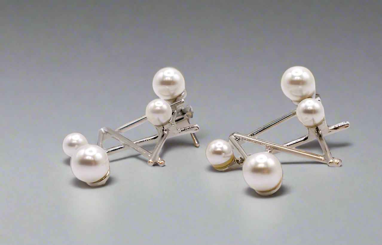 Pearlescent Futurista Earrings – Luxury Pearl Statement Earrings