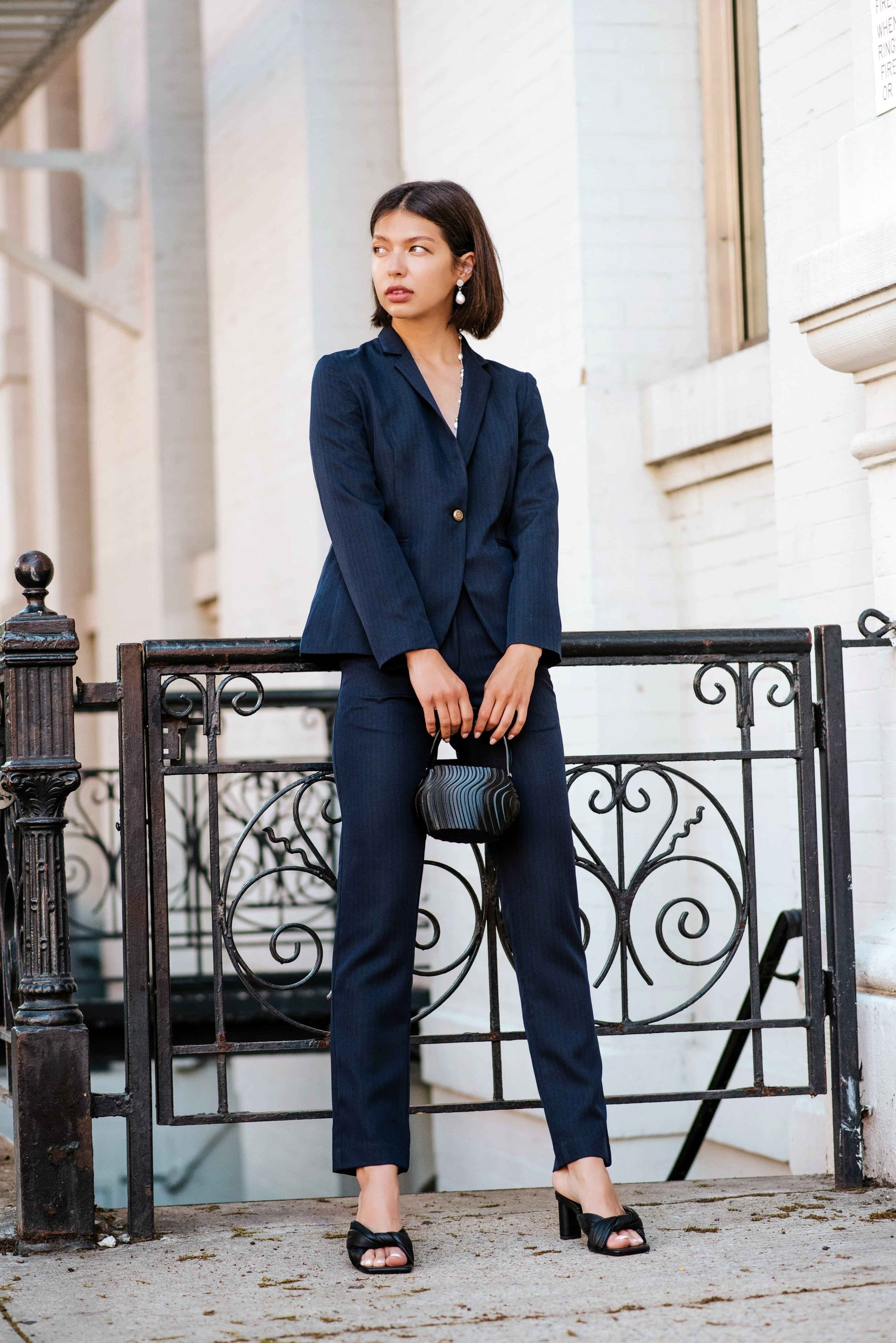 Navy Peak-Lapels Single-Breasted Blazer – Women’s Tailored Jacket