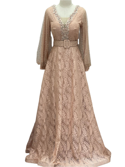 Elegant Lace Dress: Timeless Sophistication & Classic Beauty