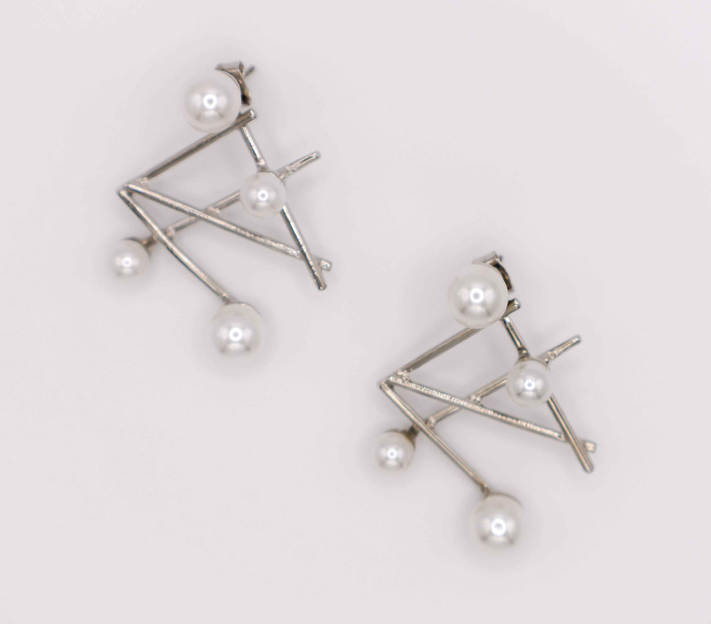 Pearlescent Futurista Earrings – Luxury Pearl Statement Earrings