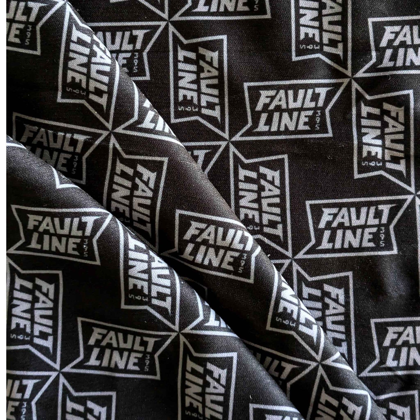 Ecoshield Infinity Neck Gaiter - Black