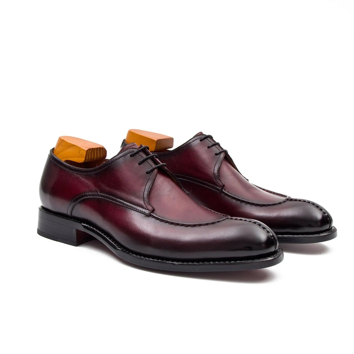 Burgundy leather Derby shoes