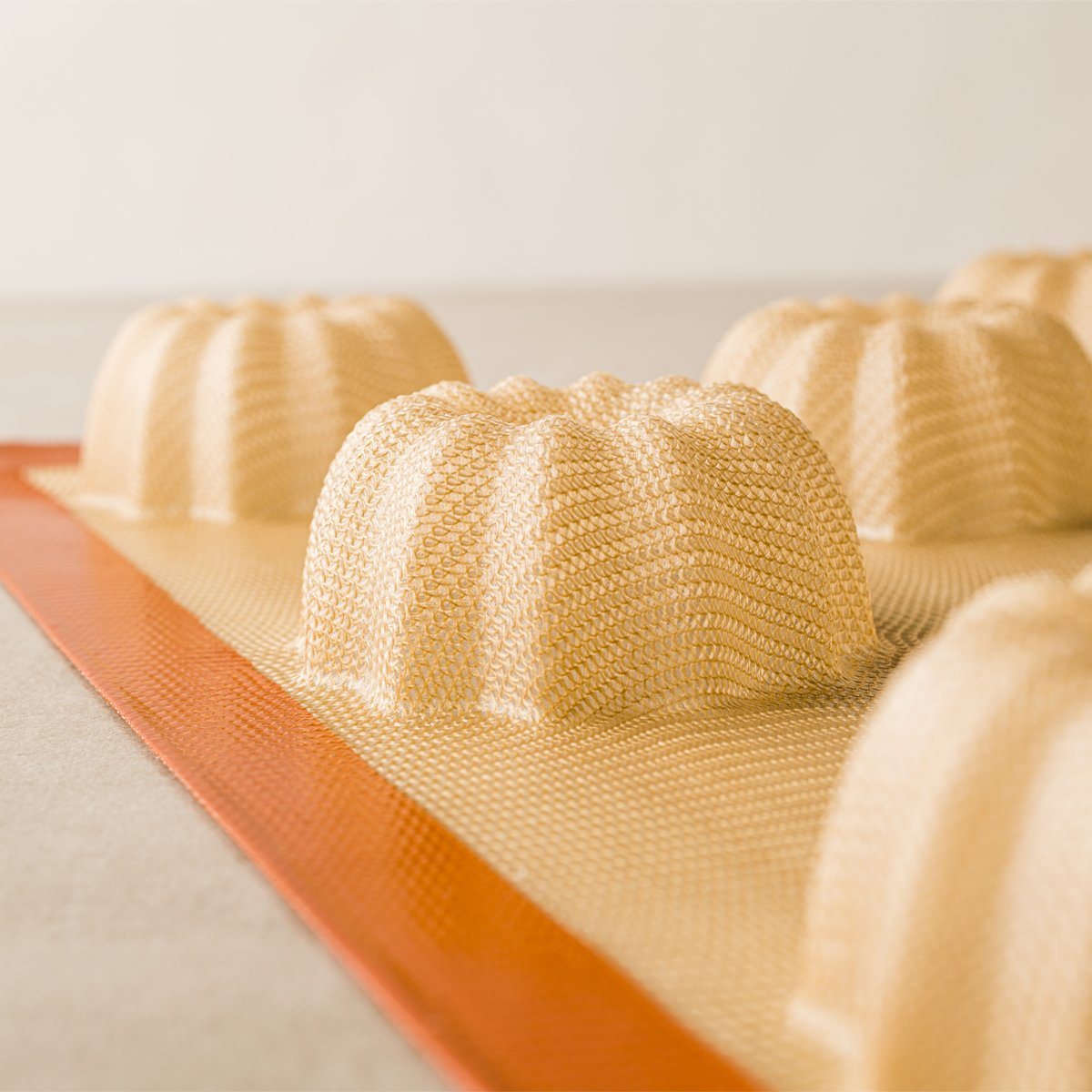 Moule à mini-gâteaux cannelés Silpat Perfect 