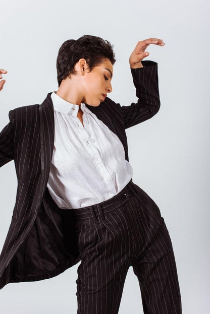 Pantalon de costume noir à rayures fines – Pantalon de bureau sur mesure pour femme