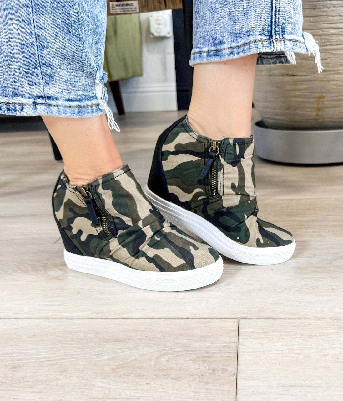 Ari Sneaker Wedge in Camo