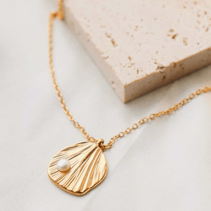 CAROLE LEMAIRE PEARL NECKLACE - Lolomo!