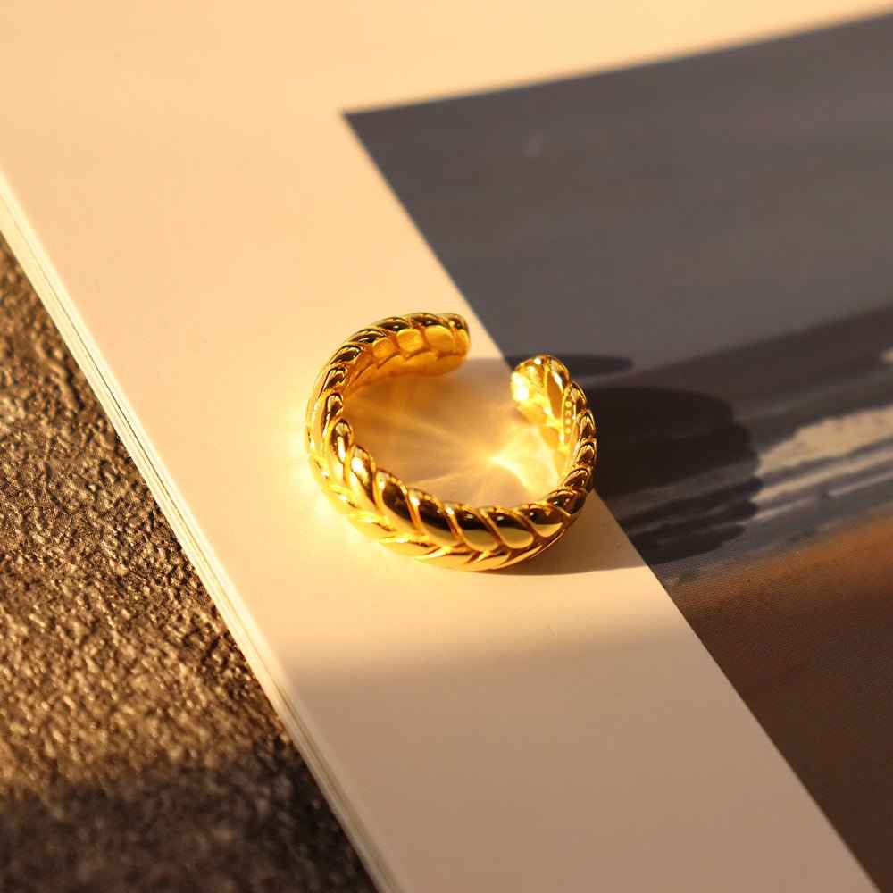 CHARM KLEOPATRA GOLD RING
