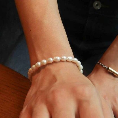 Élisabeth Perrin Pearl Bracelet