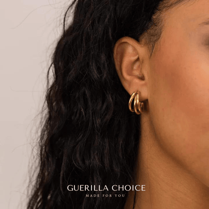 ELISE CHARM GOLD EARRINGS - Lolomo!