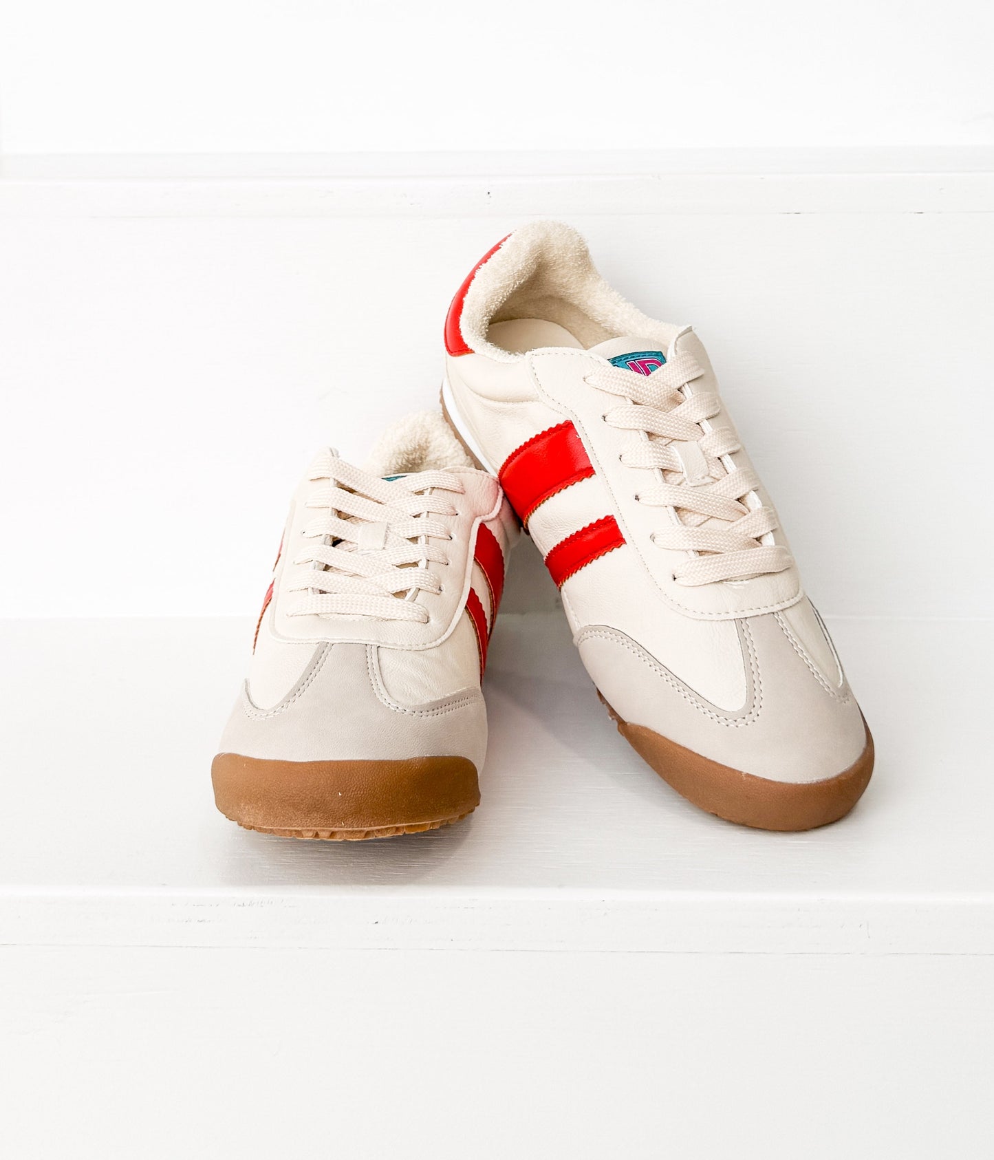 Madrid Sneaker in Beige/Red