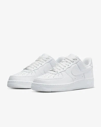 Nike Air Force 1 Low Triple White ‘07 BRAND NEW, MEN AND WOMEN SIZE'S.