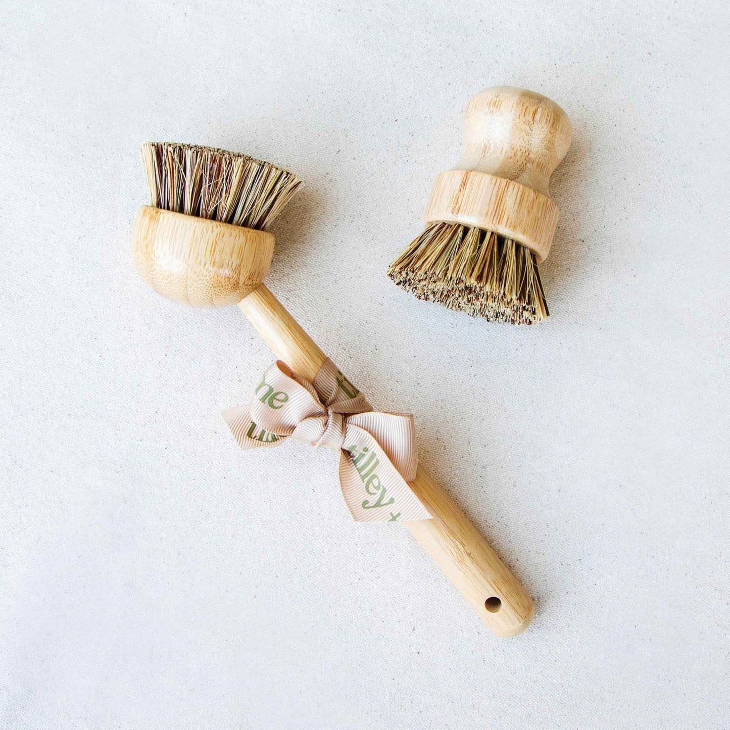 Sustainable Bamboo Pot Scrubber - Tough on Stains, Gentle on Earth