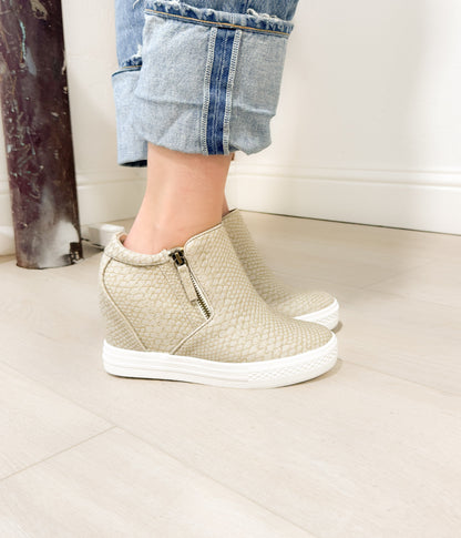Timmibelle Wedge Sneaker in Cream